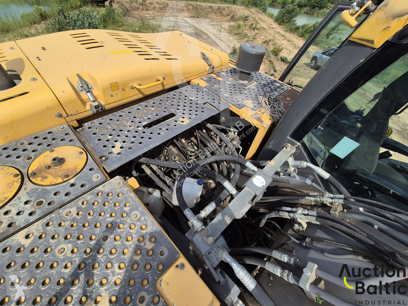 Rýpadlo Volvo EC 240 C N L