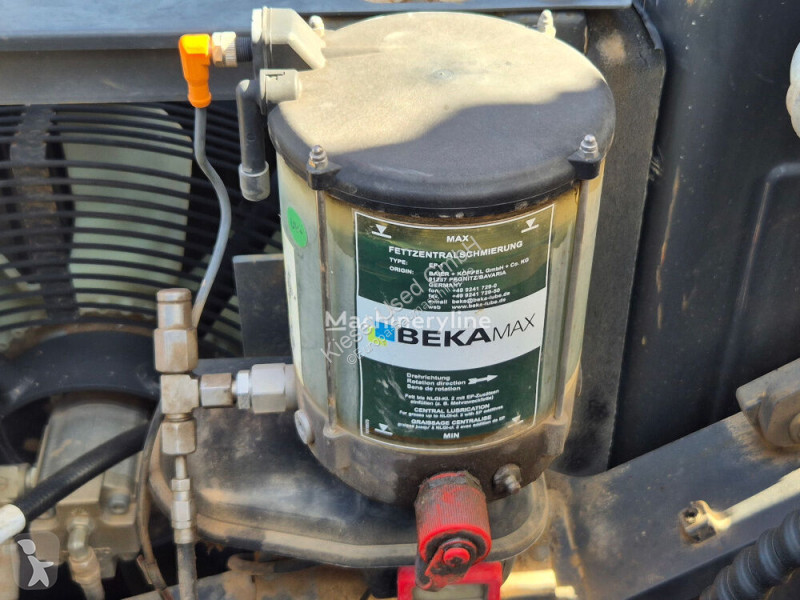 جرافة Doosan 5