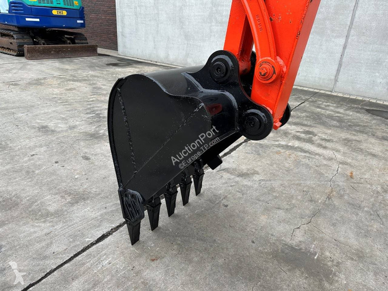 Pelle Kubota KX165-5