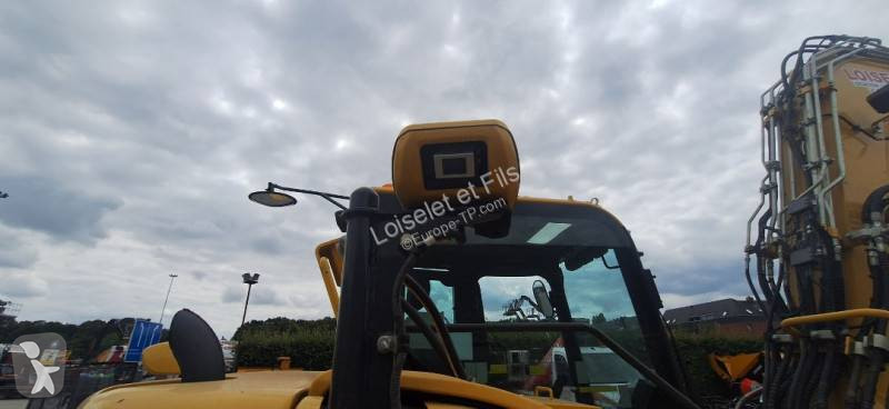 جرافة Komatsu PC88MR-10