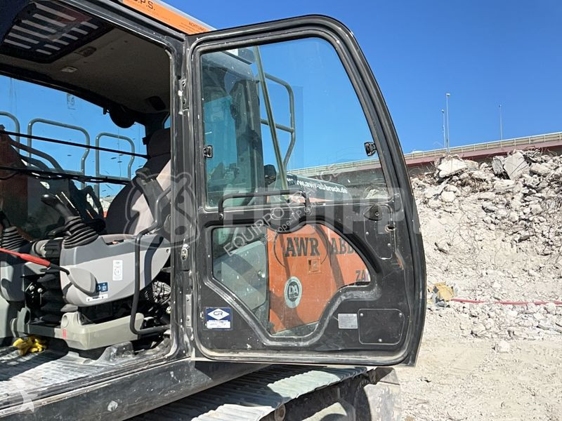 Rýpadlo Hitachi 6