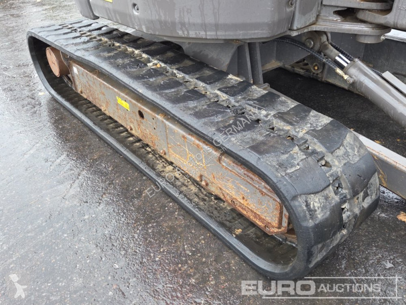 جرافة Volvo ECR50F