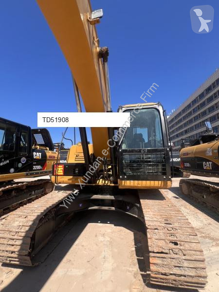 جرافة Caterpillar 2L