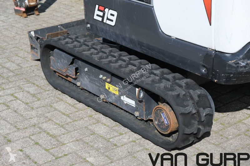 Lopatový nakládač Bobcat E 19 | 2023 | 500std
