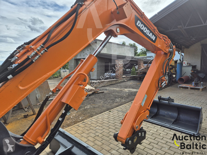 Doosan DX 63-3 excavator