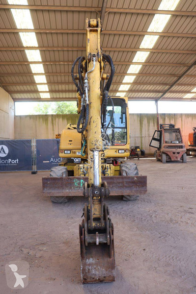 Komatsu 110R excavator