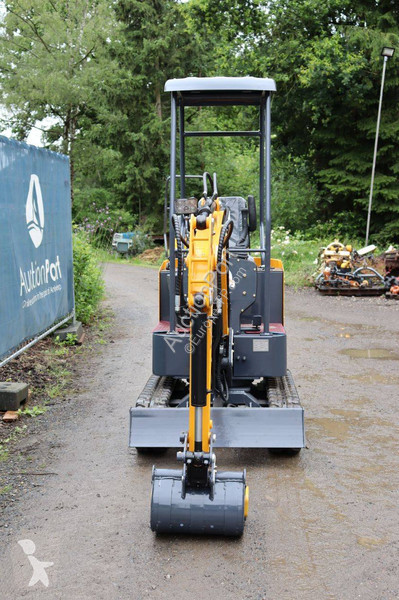 Excavator  HT10