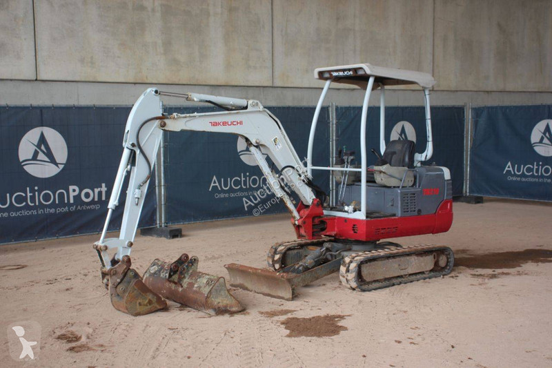 Excavator Takeuchi TB219