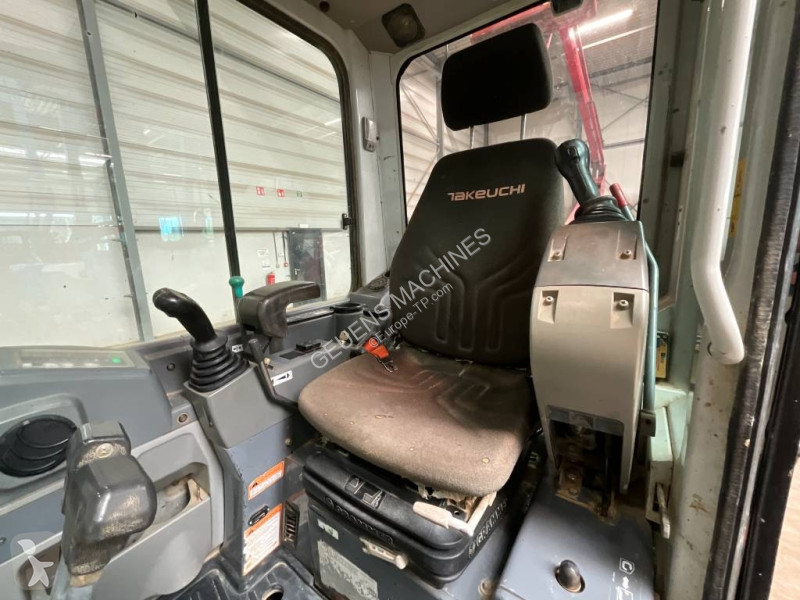Экскаватор Takeuchi