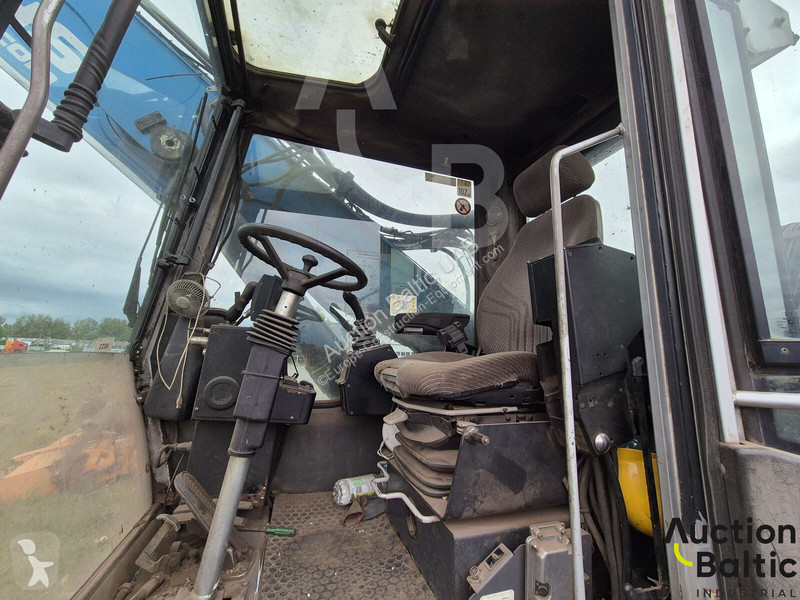 Excavator Terex