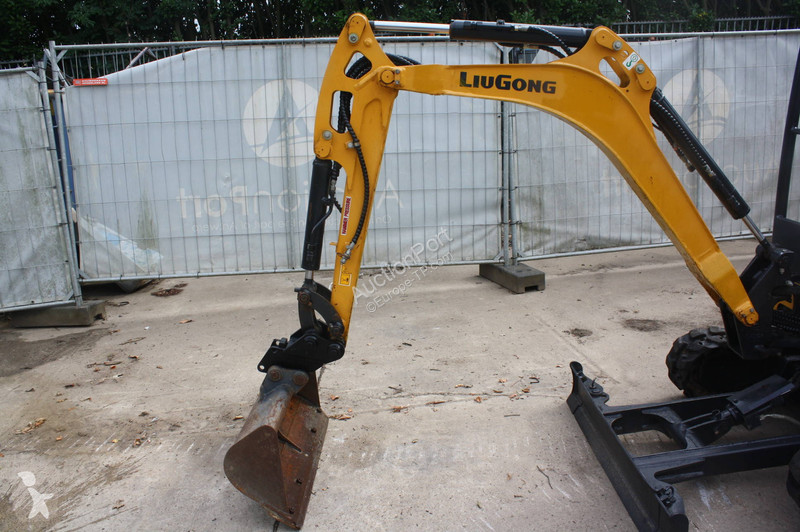 Excavadora LiuGong 908H