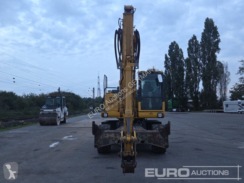 Екскаватор Komatsu