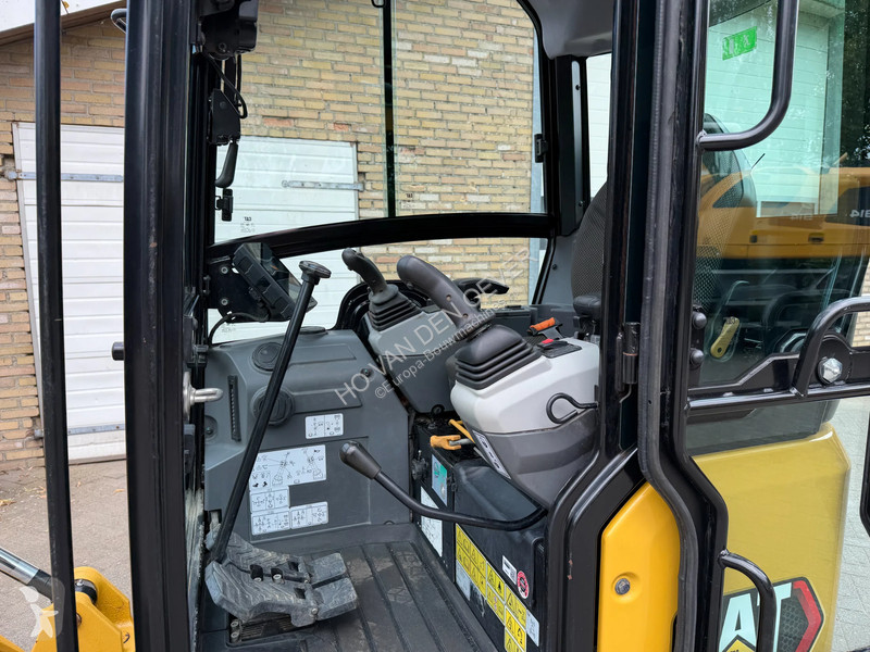 Pelle Caterpillar 30205CR