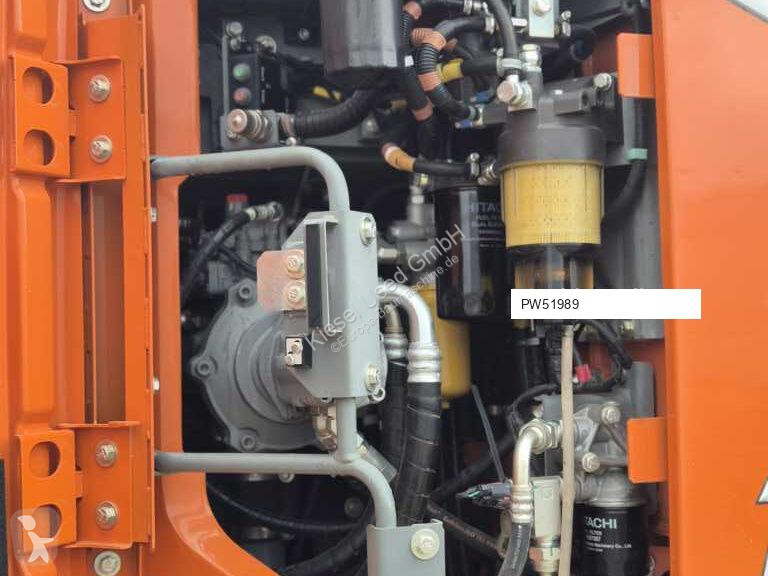 Pelle Hitachi 7