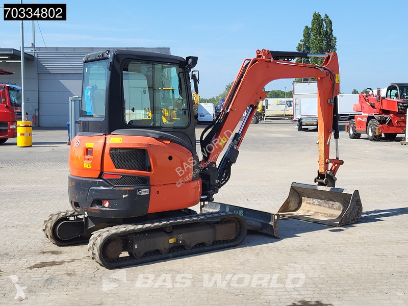 Pelle Kubota U36 4 3 Buckets