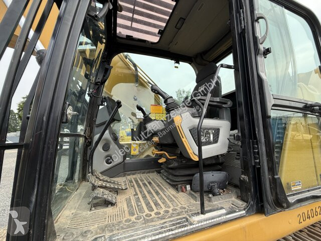Caterpillar 330 Kettenbagger 30,8 Ton *5035 BTH...