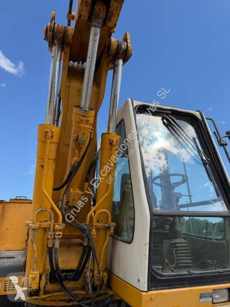 Excavadora Liebherr
