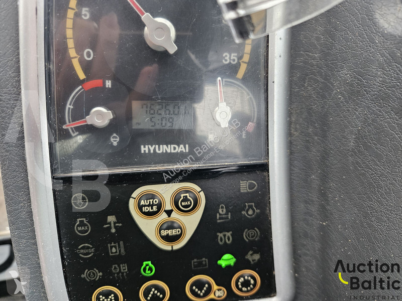 جرافة Hyundai Robex 80 CR-9