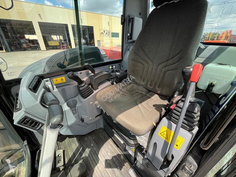 Excavadora Kubota  KX080-4