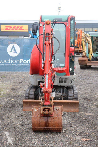جرافة Yanmar Vi020-4