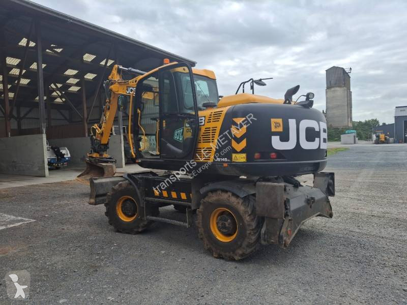 Pelle JCB