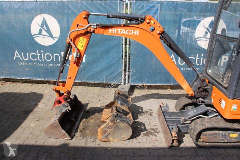 Pelle Hitachi Zaxis ZX19-5CR