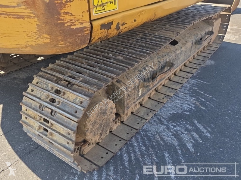 Excavadora Caterpillar GC