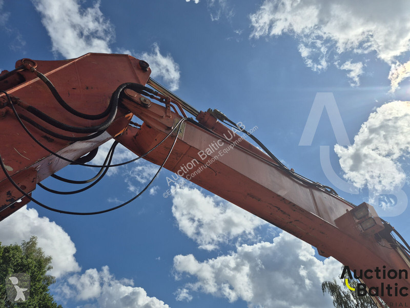 Багер Hitachi 250LC