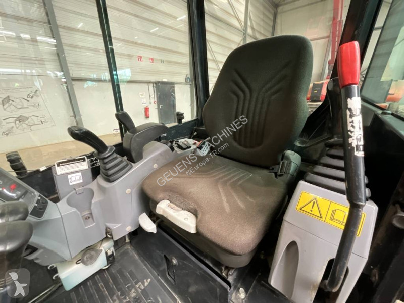 Graafmachine Kubota 274