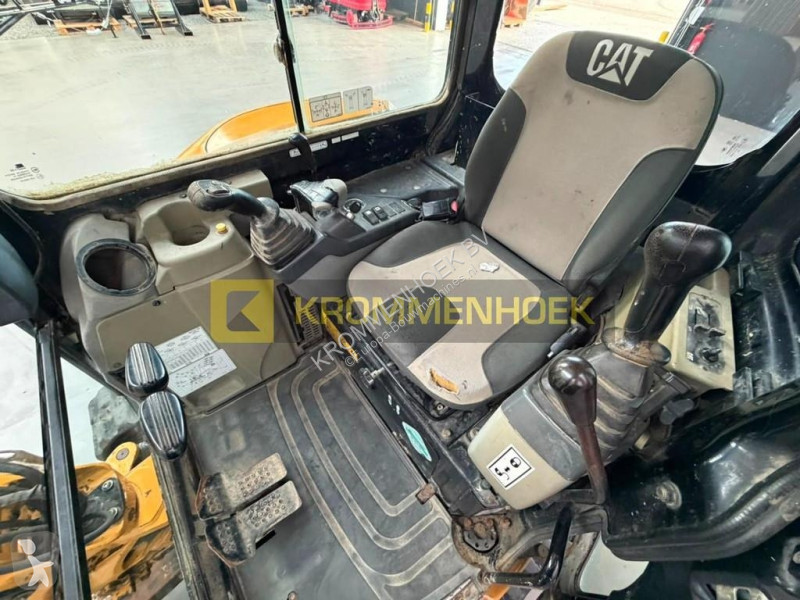 Graafmachine Caterpillar 3035 CR