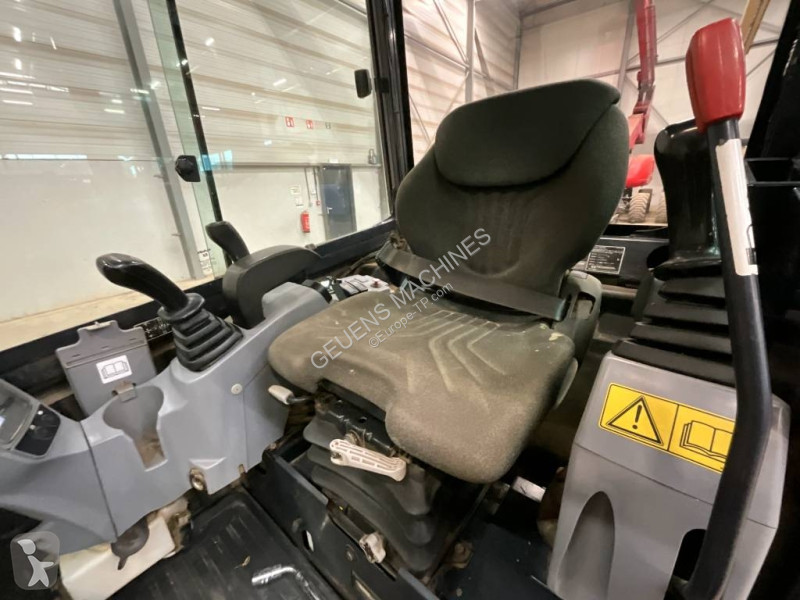 Екскаватор Kubota 0274