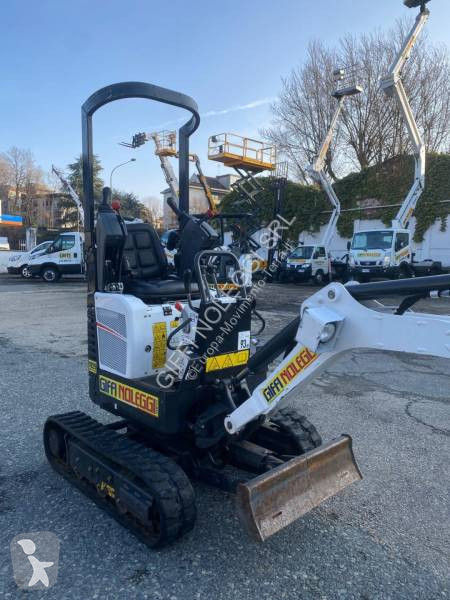 Bobcat z excavator