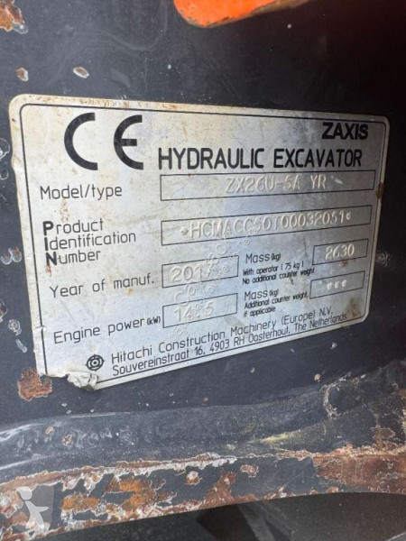 Екскаватор Hitachi ZX26U