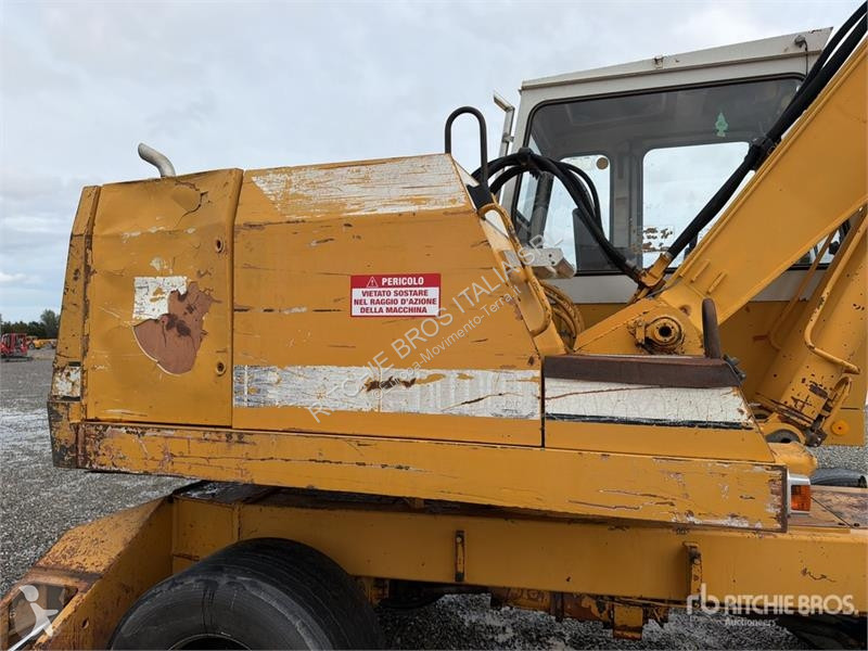 Екскаватор Liebherr