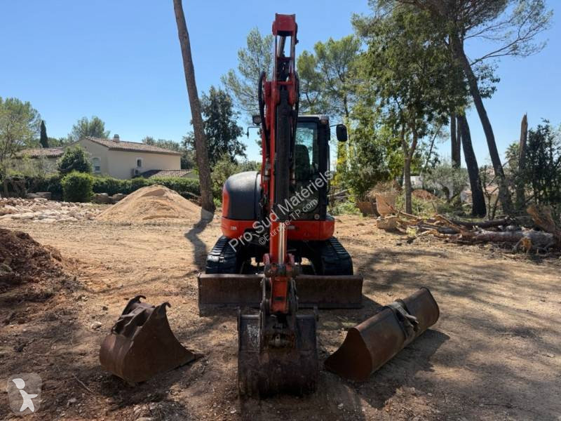 Екскаватор Kubota