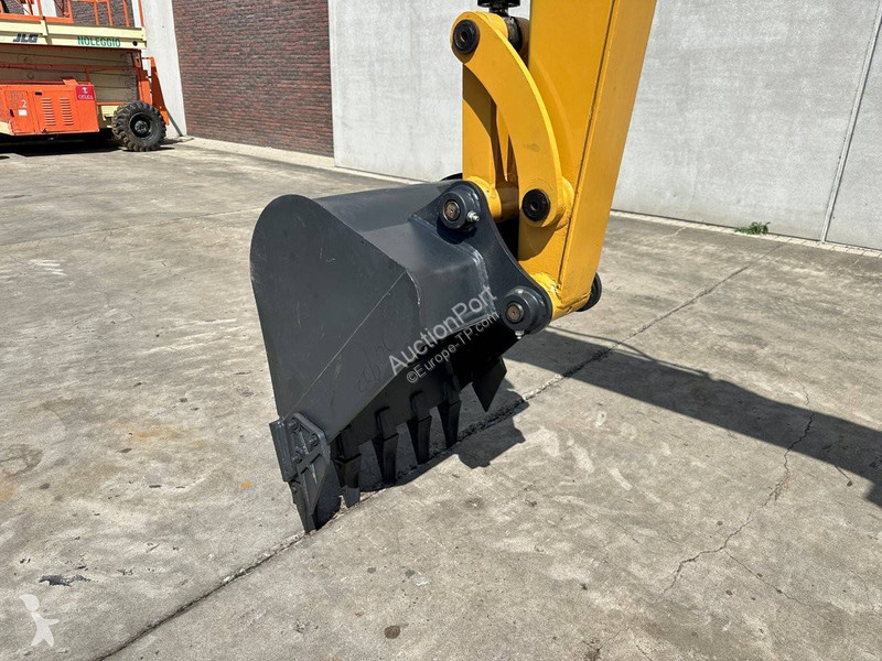 Caterpillar .5E2 excavator