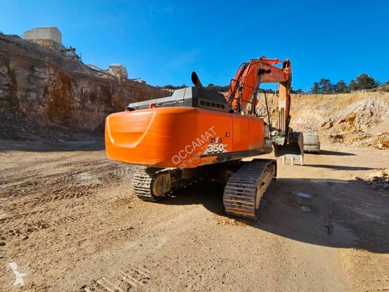 Екскаватор Hitachi