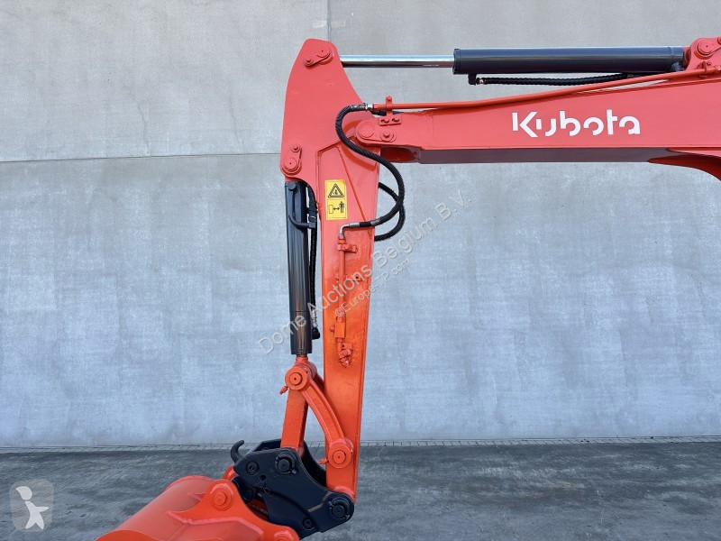 Pelle Kubota KX155-5