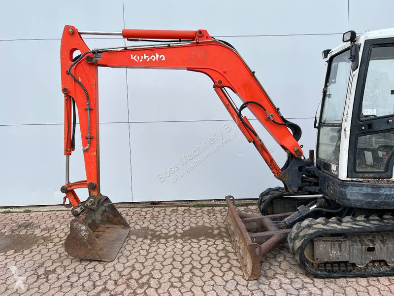 Graafmachine Kubota a - Blade / Hammer Lines