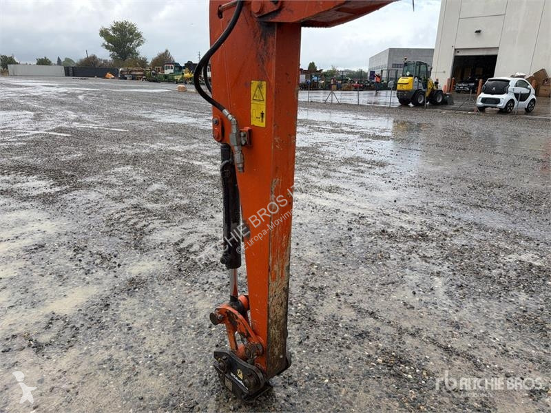 Escavadora Hitachi ZX33U-6 Mini Excavator