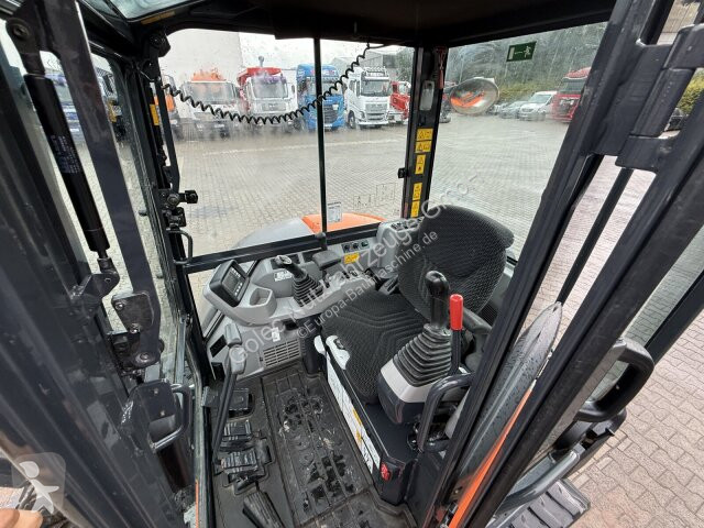 Экскаватор Komatsu PC58MR-5E0 Tiltrotator /...