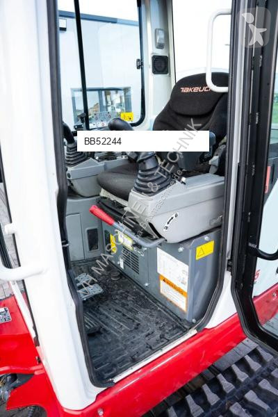 Экскаватор Takeuchi TB225