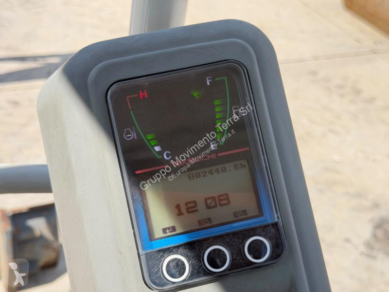 Экскаватор Takeuchi TB216