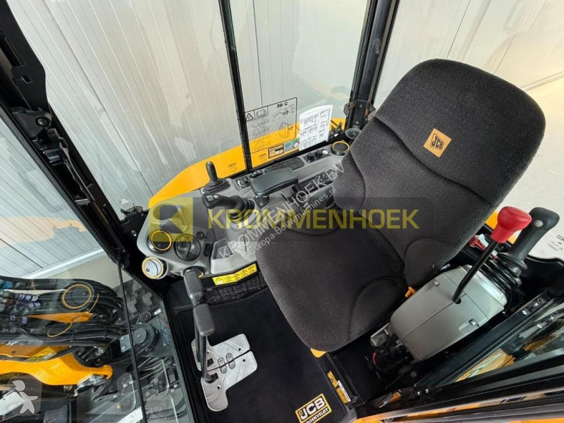 جرافة JCB 36C-1 Engcon Tilt Rotator
