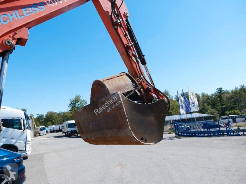 جرافة Kubota