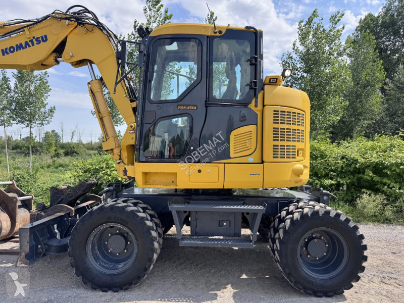 Escavadora Komatsu  PW118MR-11