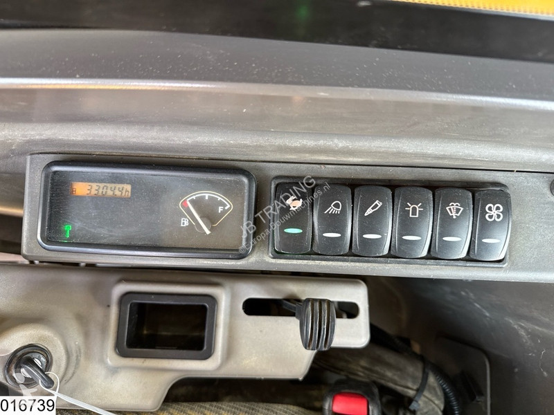 جرافة Volvo ECR 50d 5010 kg, 31.2 kW, 2019