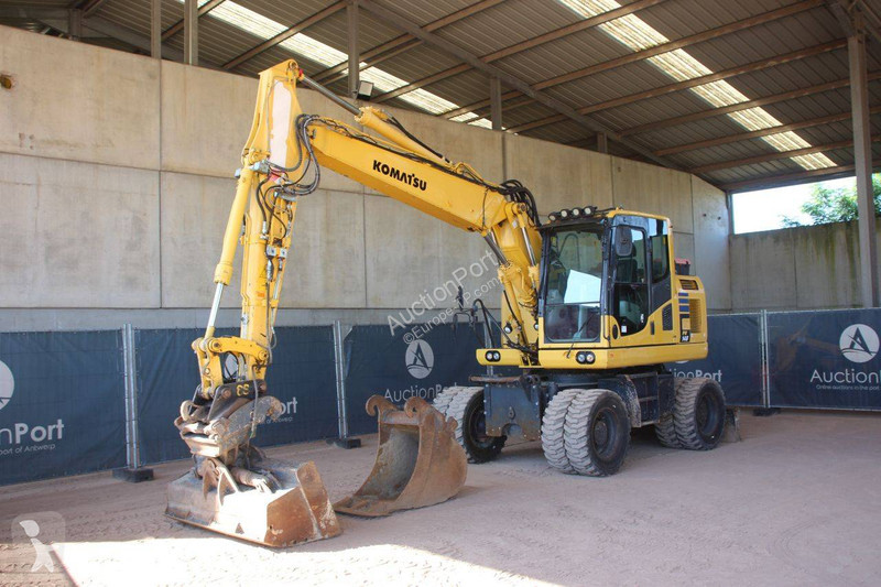 Excavadora Komatsu PW148