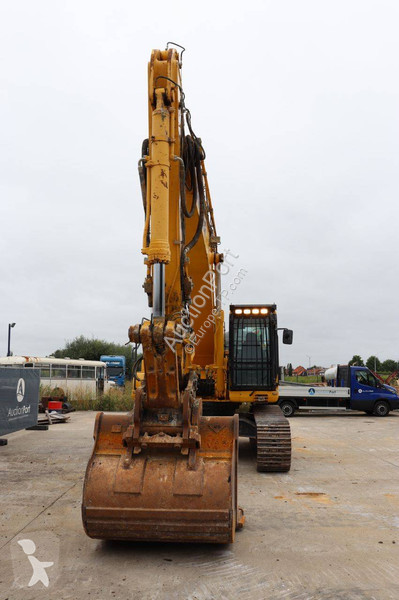 Excavadora Komatsu LC-11