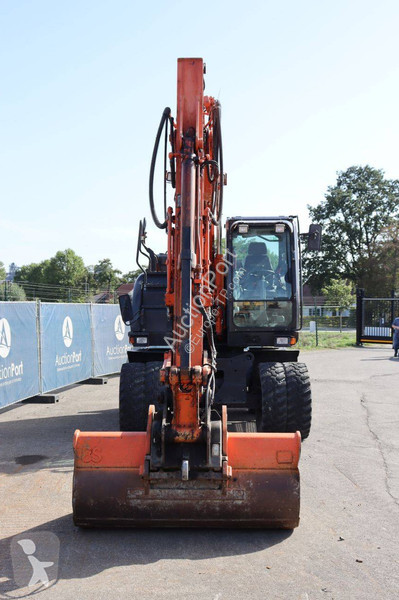 جرافة Hitachi ZX140W-6